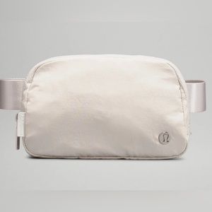 Lululemon belt bag